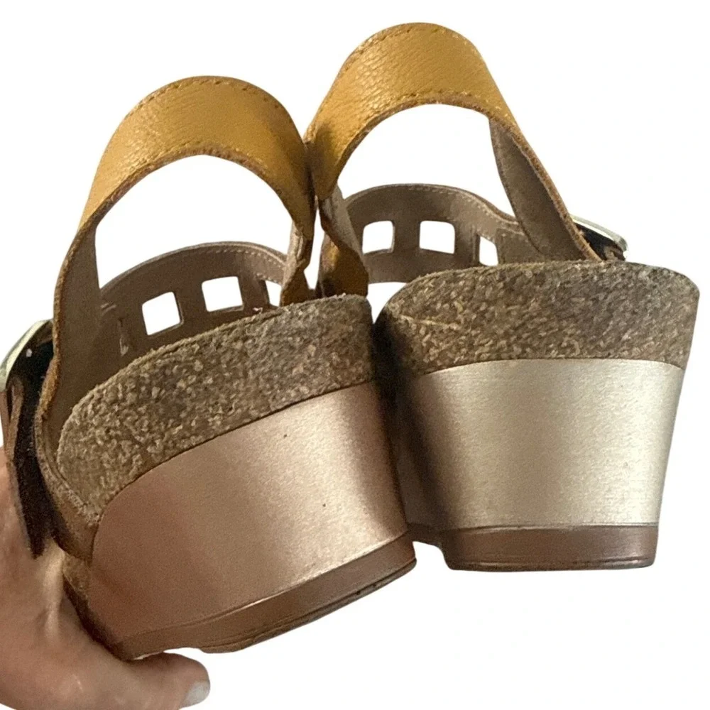 Naot Dynasty Wedge Sandal Brown Leather Gold EU 41 US 10 Comfort Minimalist $170
